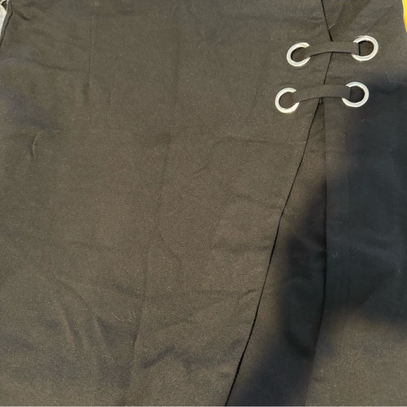 KATIES Black Plus Size Jersey Knit Skirt Metal Grommet Details Size 2XL - Picture 2 of 11